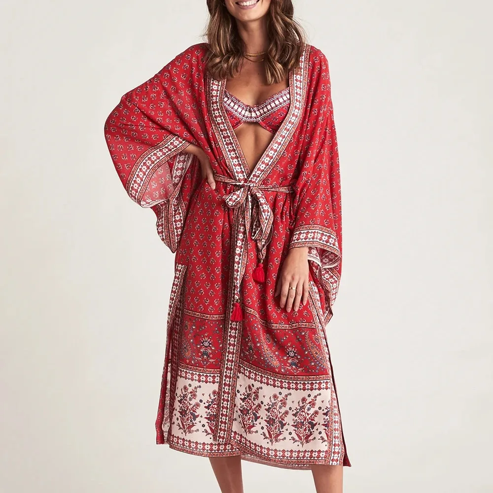 vêtement léger kimono pour femme en rouge