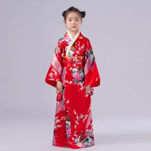 vêtement japonais fille motif floral