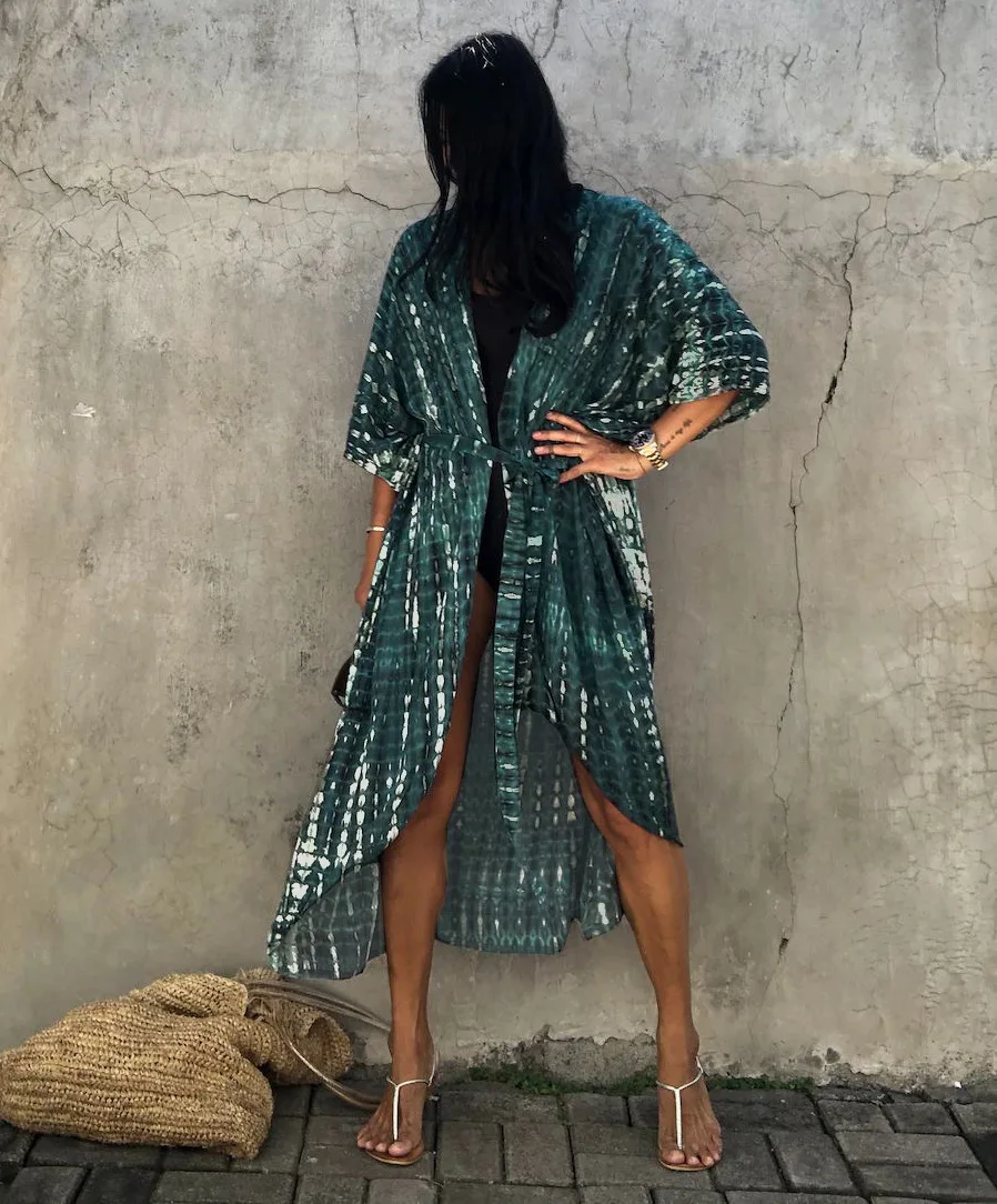 robe de plage vert foncé style kimono
