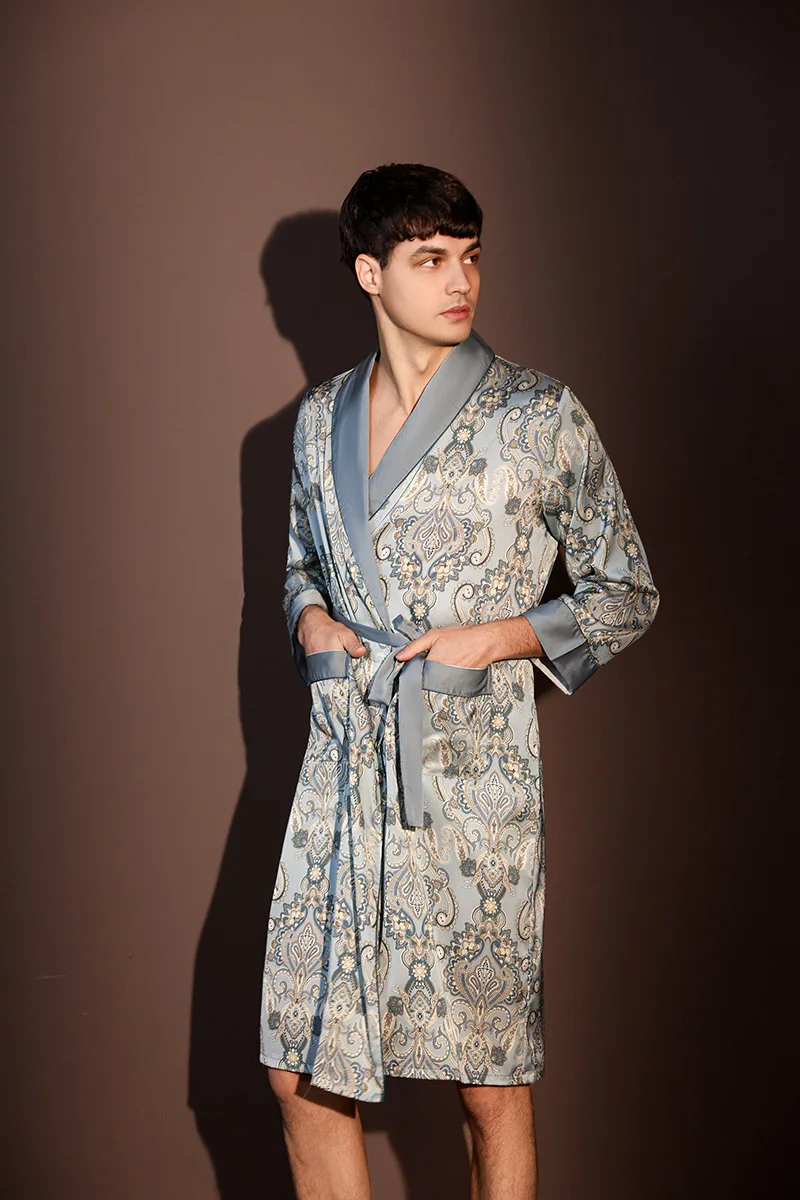 kimono élégant beige pour homme