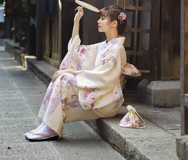 yukata blanc évasé pour femme