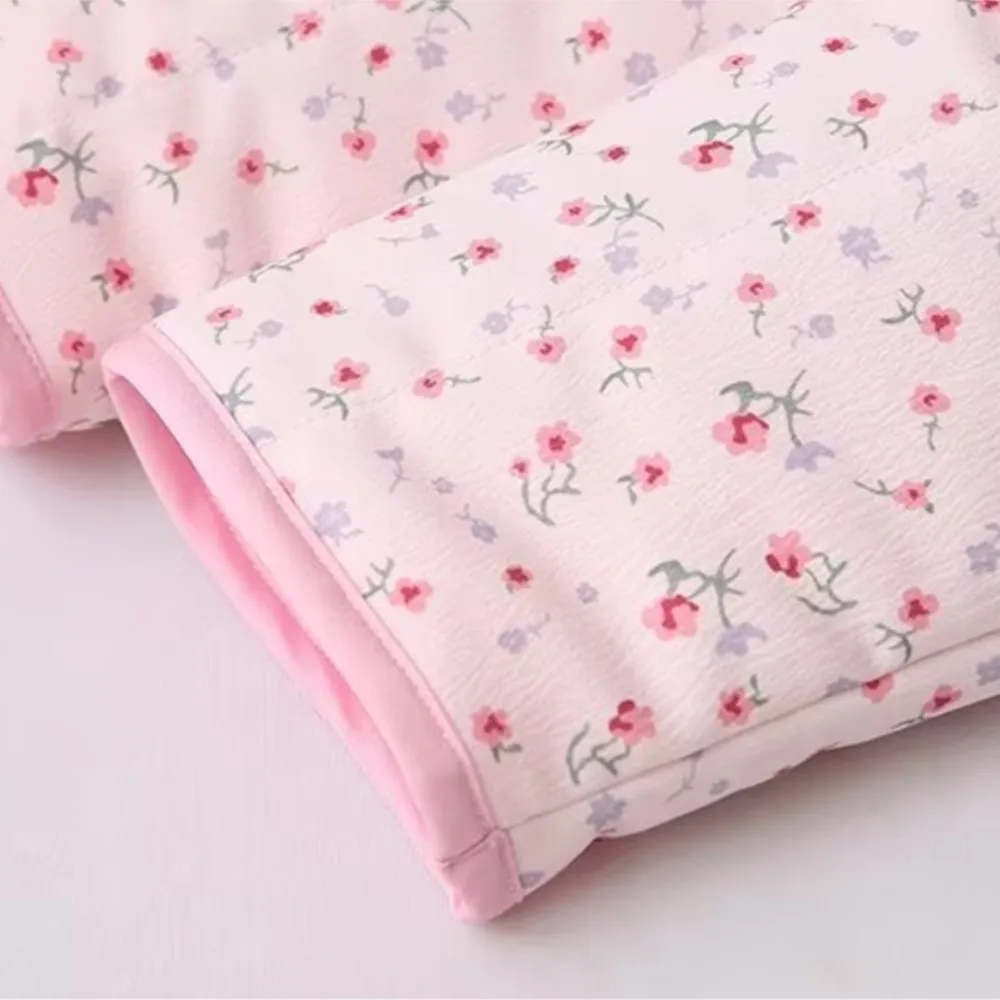 veste rose avec imprimé fleuri