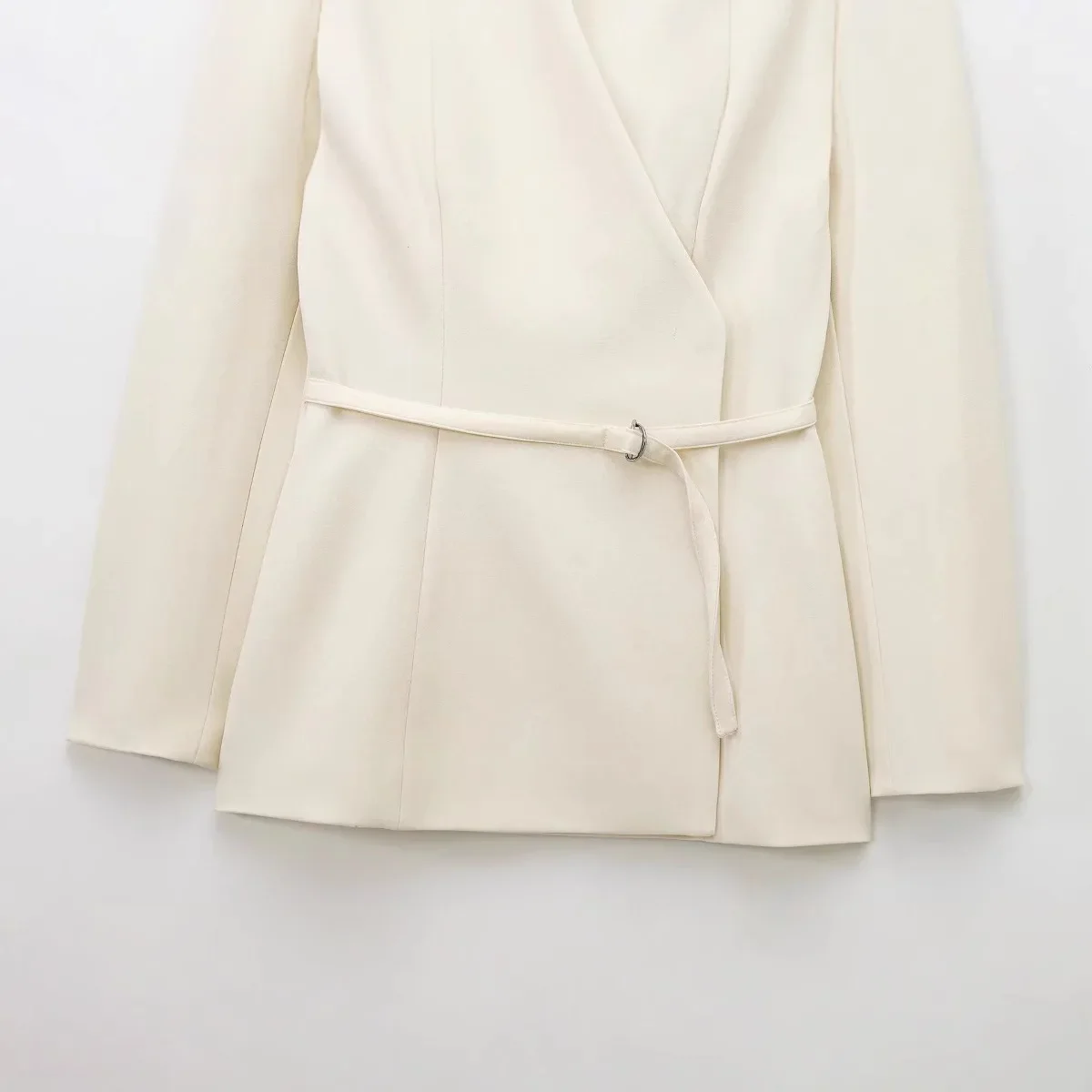 kimono blanc style professionnel femme