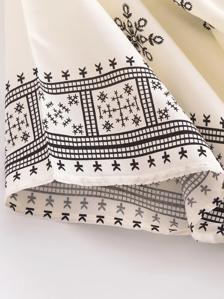 vêtement bohémien féminin kimono blanc