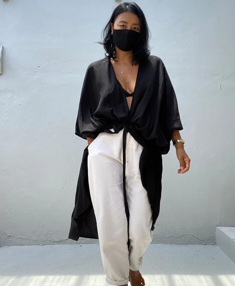 tenue de plage chic en noir