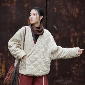 Veste Kimono Matelassée Blanche Pour L'automne