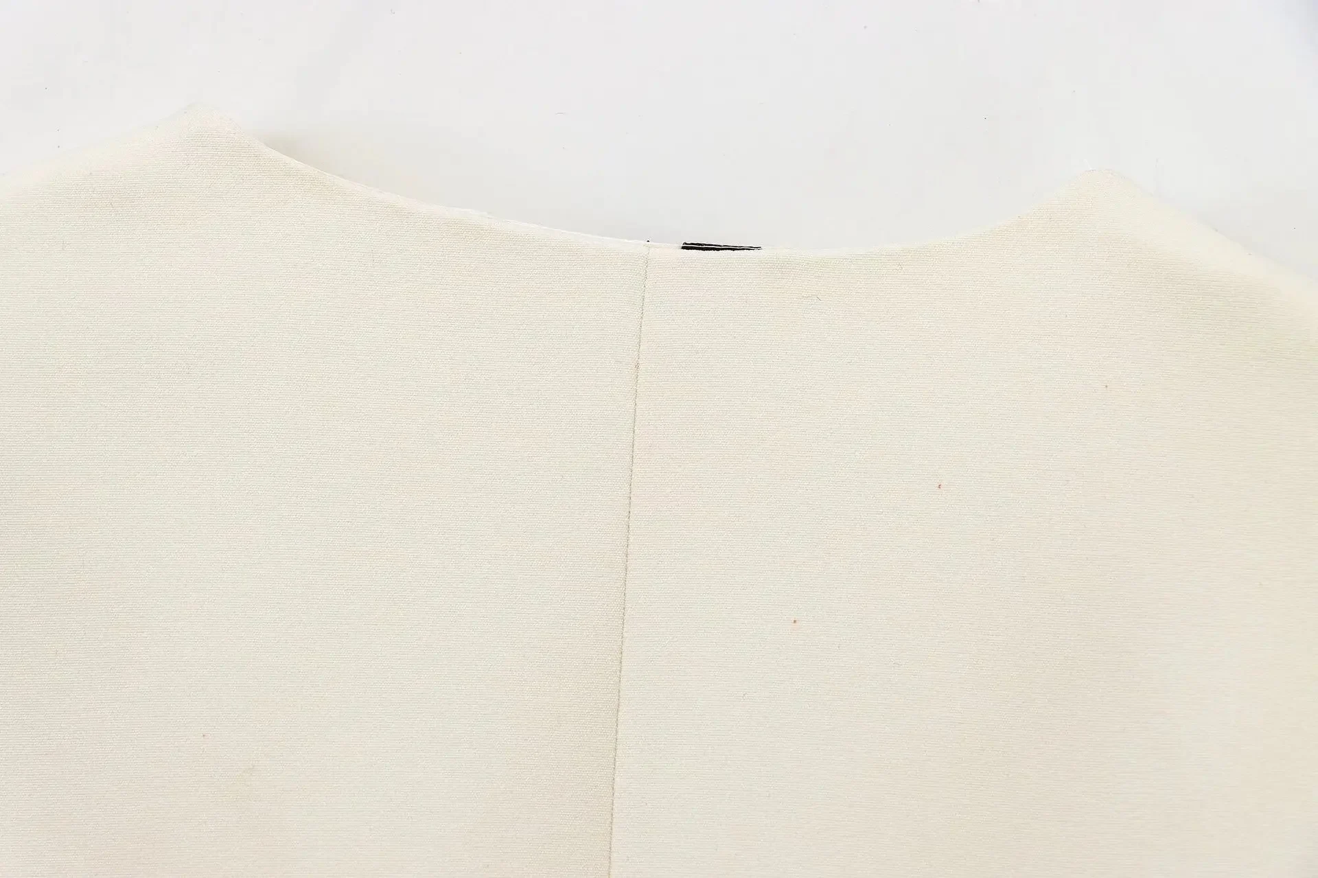 kimono femme blanc adapté pour les réunions