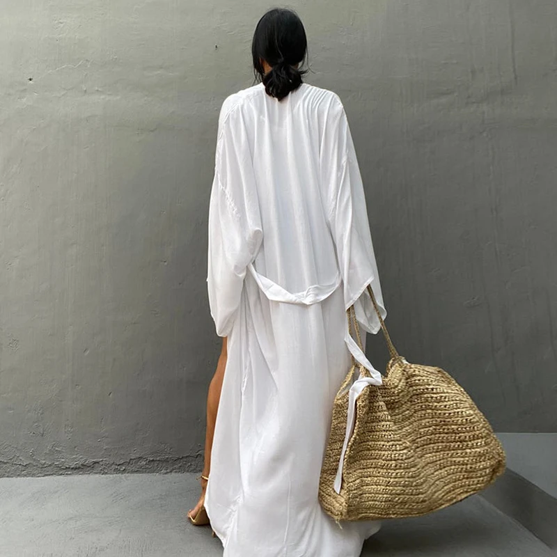 kimono long blanc élégant