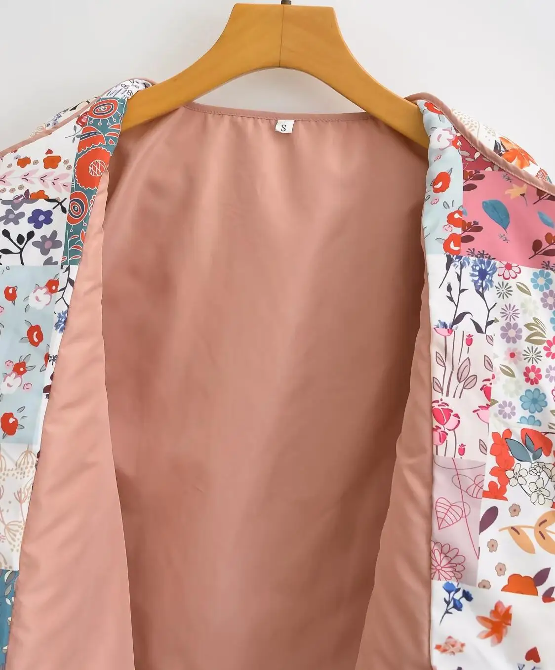 vêtement tendance automne en rose