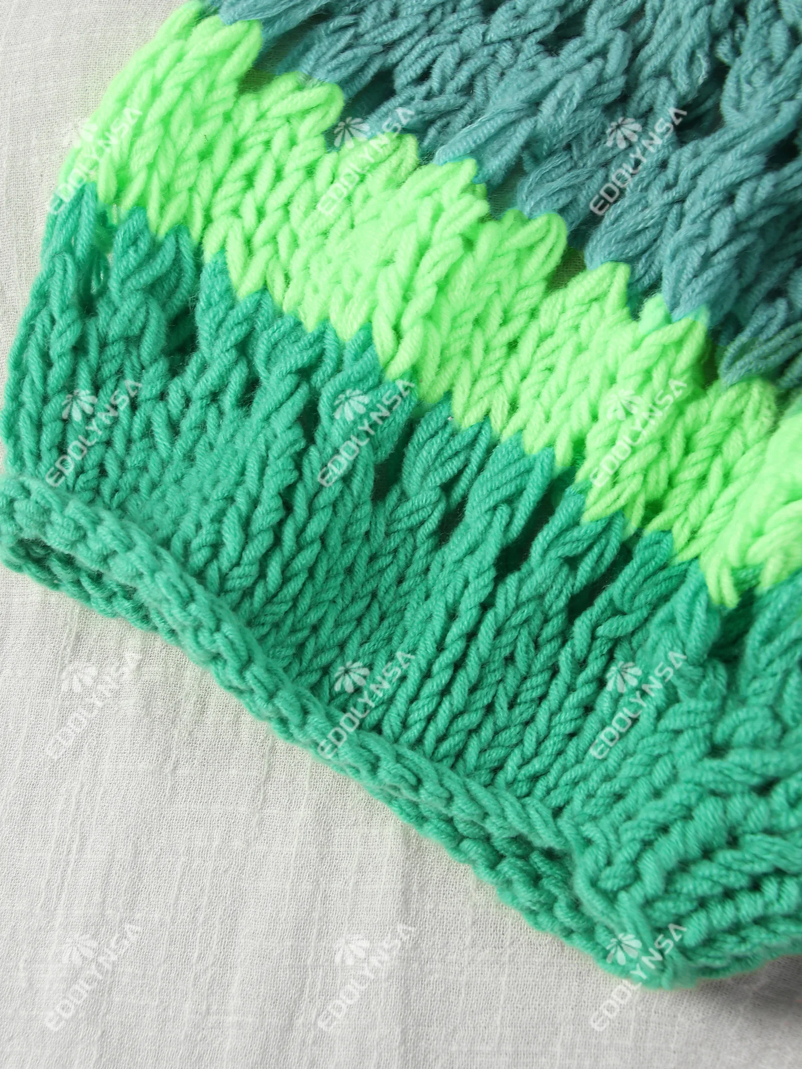 kimono vert en maille crochet