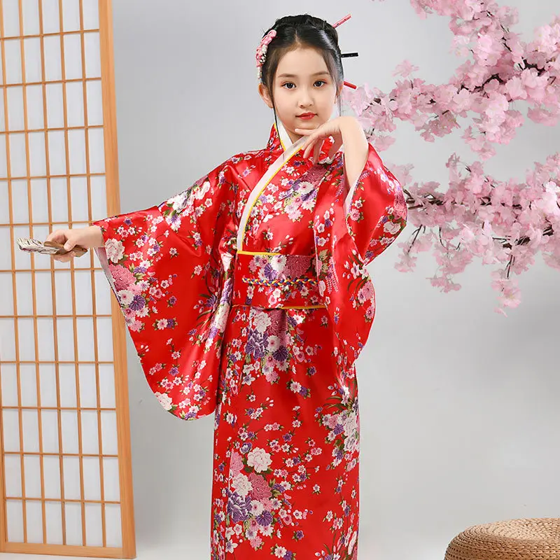 kimono yukata fille couleur rouge épiphanie